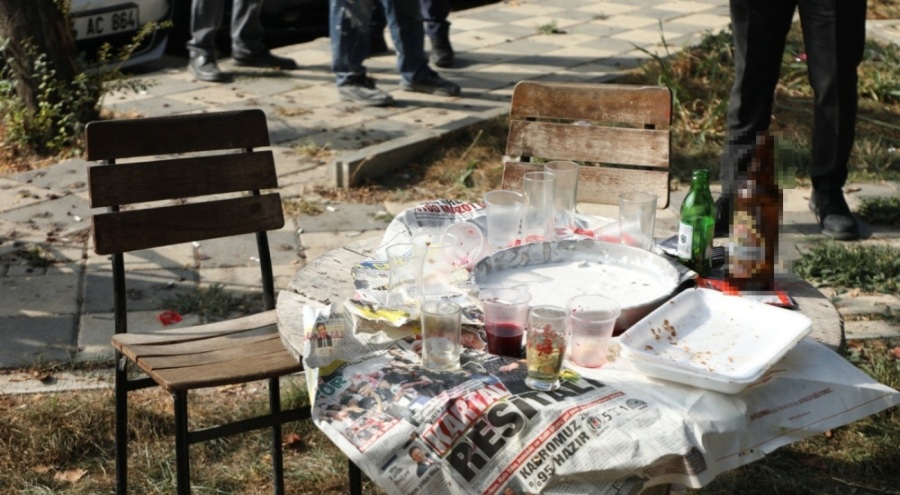 Parkta alkol içip çevreyi kirleten 4 kişiye rekor ceza