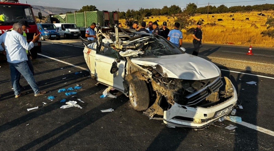 Katliam gibi kaza! İki çocuk öldü, 8 kişi yaralandı