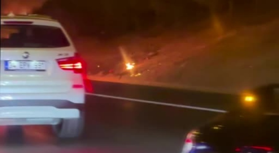 TEM Otoyolu'nda otomobil alev topuna döndü