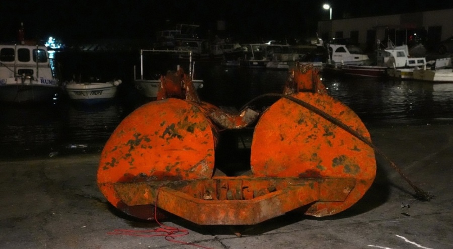 Arnavutköy açıklarında patlayıcı madde paniği!