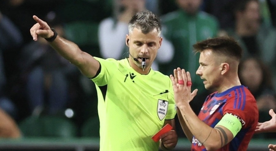 Türkiye - İzlanda maçının hakemi Enea Jorgji oldu