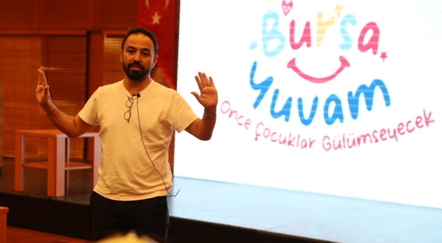 Özgür Bolat'tan Bursa Yuvam öğretmenlerine seminer