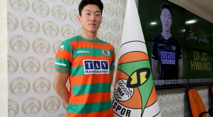 Alanyaspor, Ui-Jo Hwang'ı renklerine bağladı