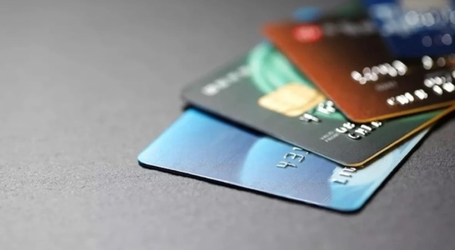 Kredi kartı limitlerine düzenleme sinyali