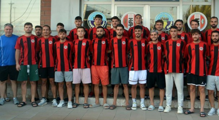 Turgutluspor'da 19 transfer birden yapıldı