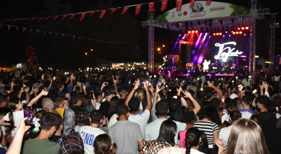 Yenişehir'de Uluslararası Altın Biber Festivali düzenlendi