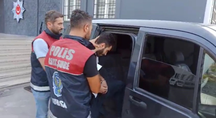 Bursa'da 24 yıl hapisle aranan şahıs yakalanmamak için köpek kullanmış!