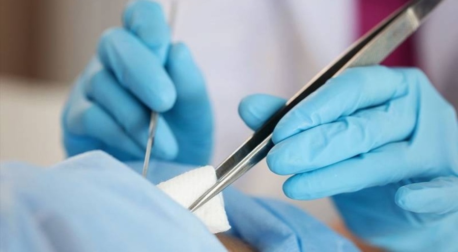 YouTube'dan izledi ameliyat yaptı; 15 yaşındaki çocuk öldü!