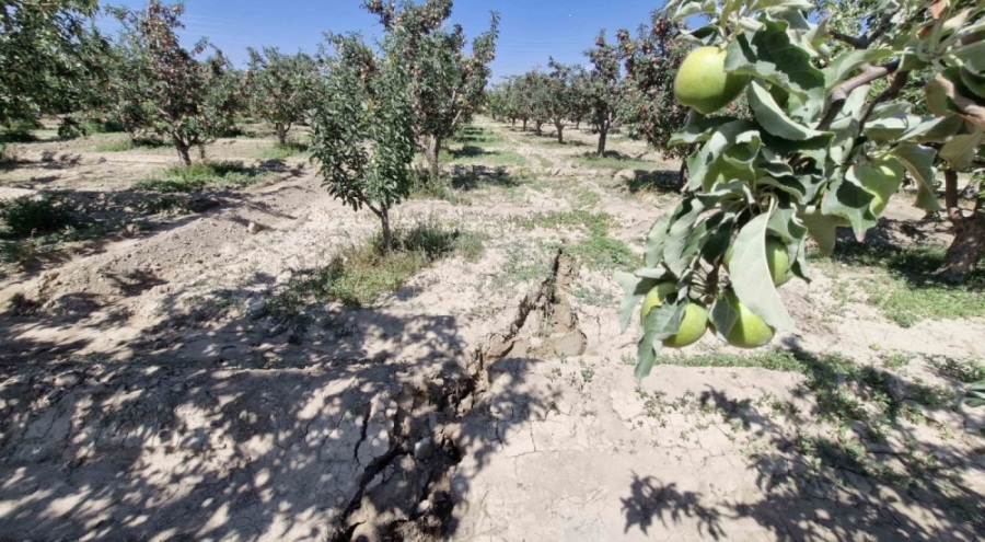 Birdenbire oluştu, deprem korkusu yarattı!