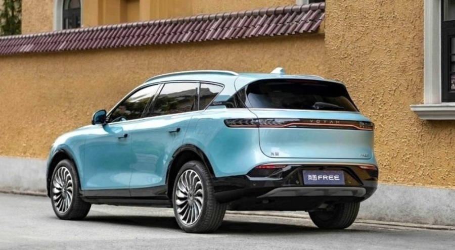 Avrupa Birliği'nden Çin kararı: Ek vergi oranlarını düşürecek