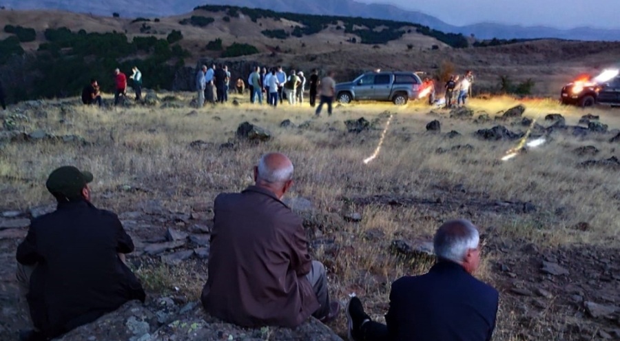Bal toplamak için çıktığı kayalıklardan düşen kişi öldü