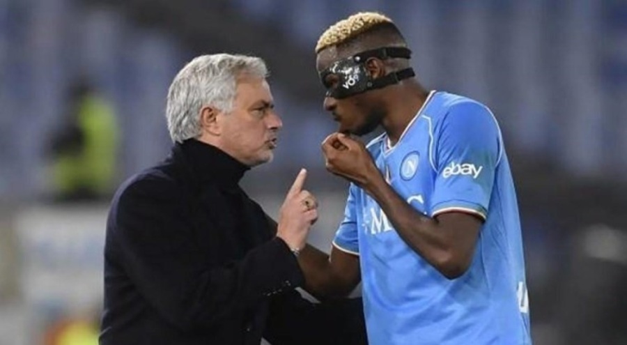 Fenerbahçe Teknik Direktörü Mourinho: 'Osimhen kendini yere çok atıyor'