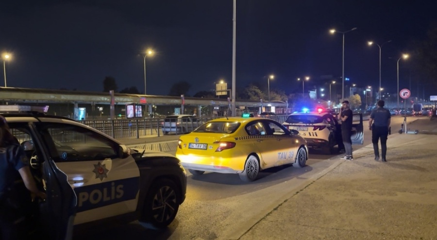 Hırsızlar taksiciyi darbedip kaçtılar!