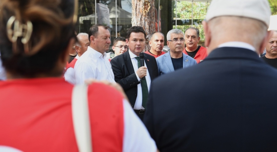Osmangazi'de Bursa'nın işgalden kurtuluşunun 102'inci yıl kutlamalarında şehitler anıldı