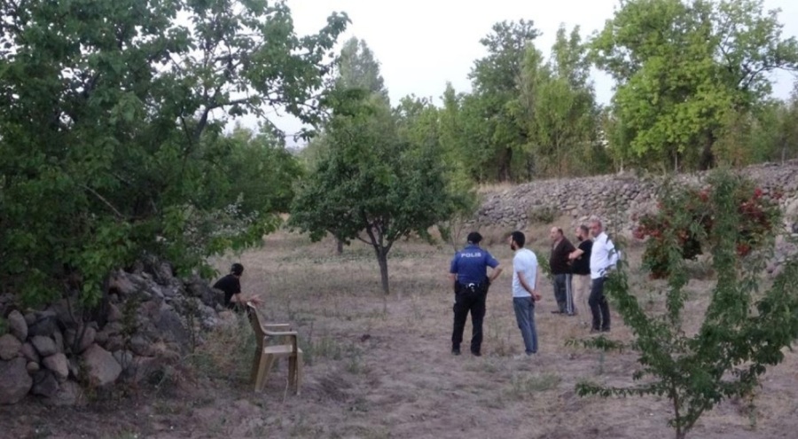 92 yaşındaki şahıs bahçede ölü bulundu
