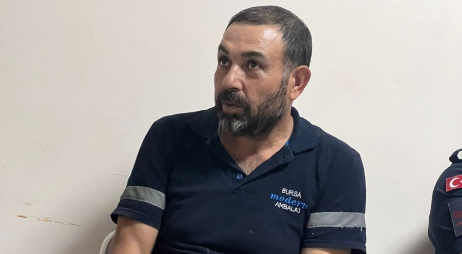 Bursa'da eşinin fotoğraflarıyla 'şantaj' yapan komşusunu öldürdü!