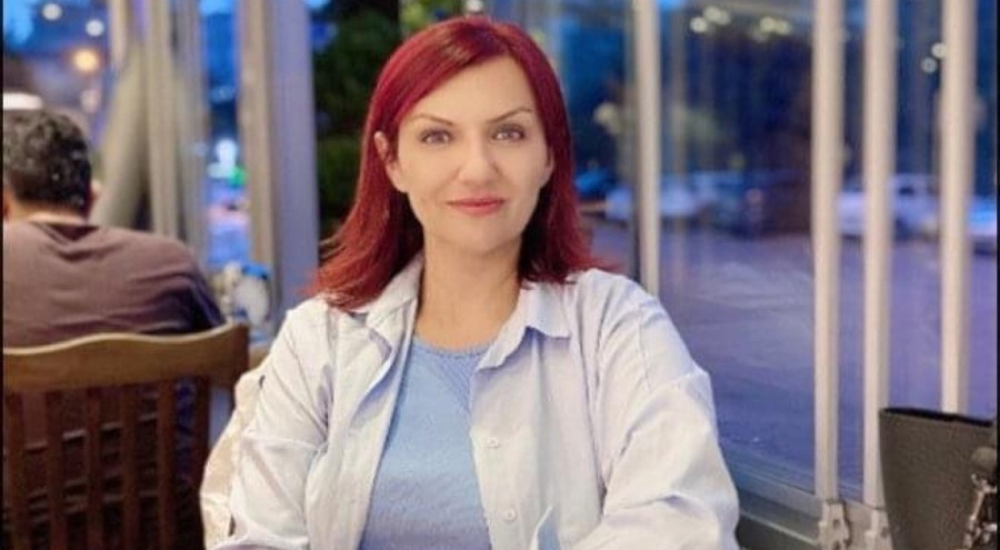 Boşanma aşamasındaki eşini 5 el ateş edip öldürdü