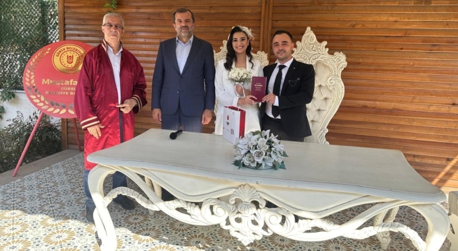Gürsu'yu evlendiren adam emekli oldu