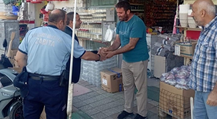 Karacabey'de kaldırım işgaline geçit yok!