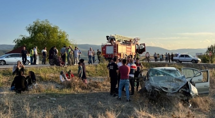 Feci kaza: 3 ölü, 3 yaralı