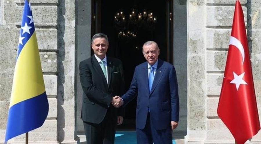 Cumhurbaşkanı Erdoğan, Bosna Hersek Devlet Başkanlığı Konseyi Başkanı ile bir araya geldi