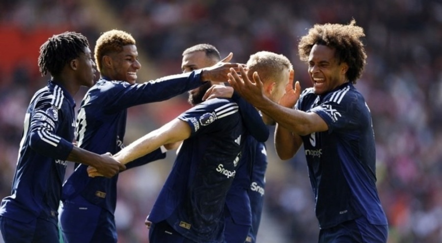 Manchester United galibiyetin sahibi oldu