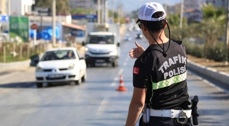 Bakan Yerlikaya trafik verilerini açıkladı: 475 bin 427 araca işlem yapıldı