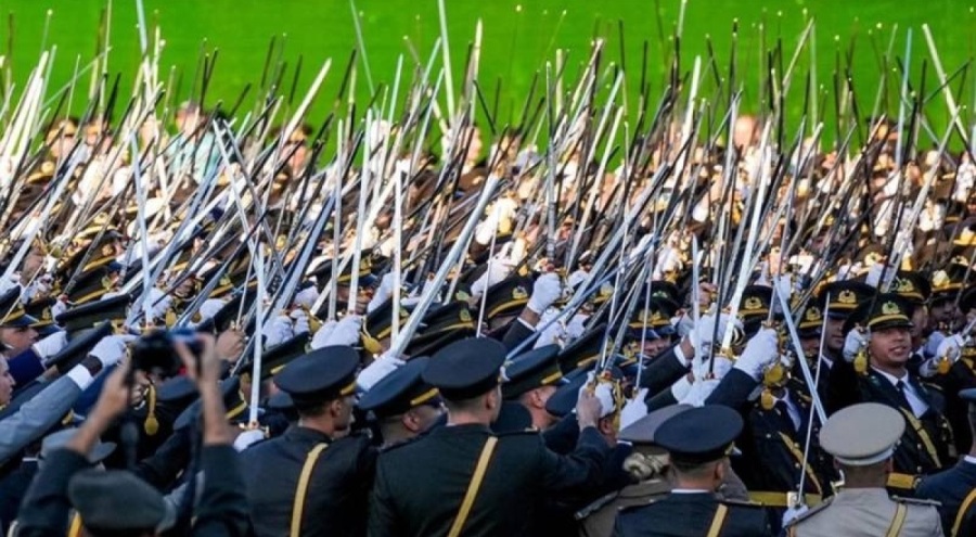 Kara Harp Okulu mezuniyetinde okunan yeminin yazarı teğmen konuştu