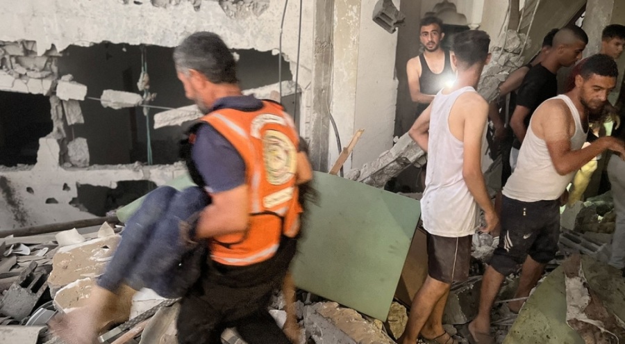 İsrail Gazze'de mülteci kampına saldırdı!