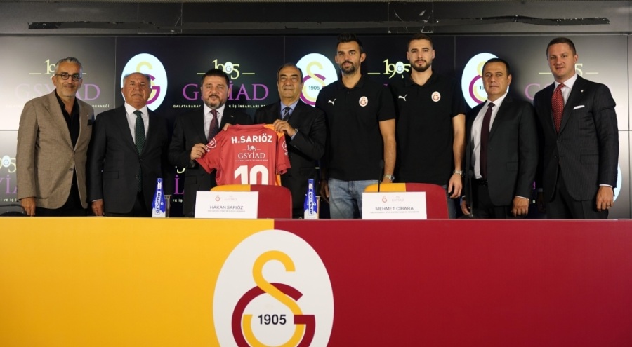 Galatasaray Erkek Voleybol Takımı'nın sırt sponsoru GSYİAD oldu