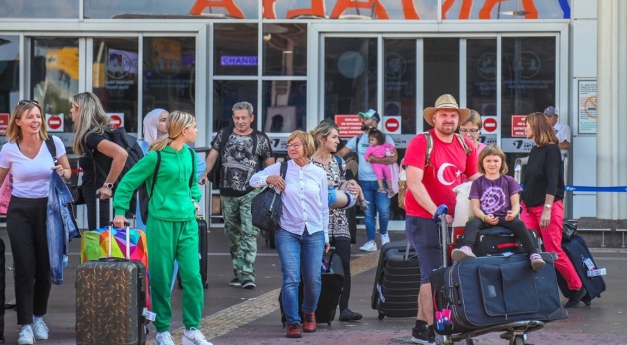 Antalya Havalimanı'ndan rekor yolcu sayısı