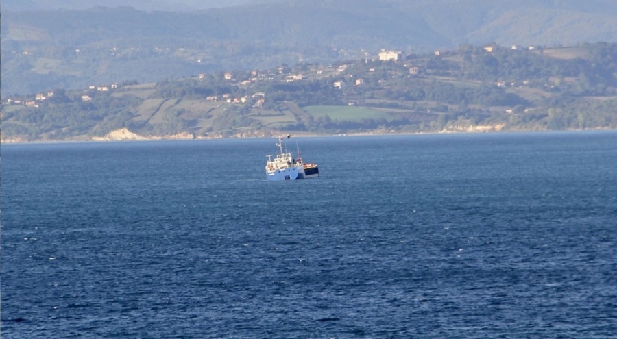 Sinop açıklarında bir gemide batma tehlikesi
