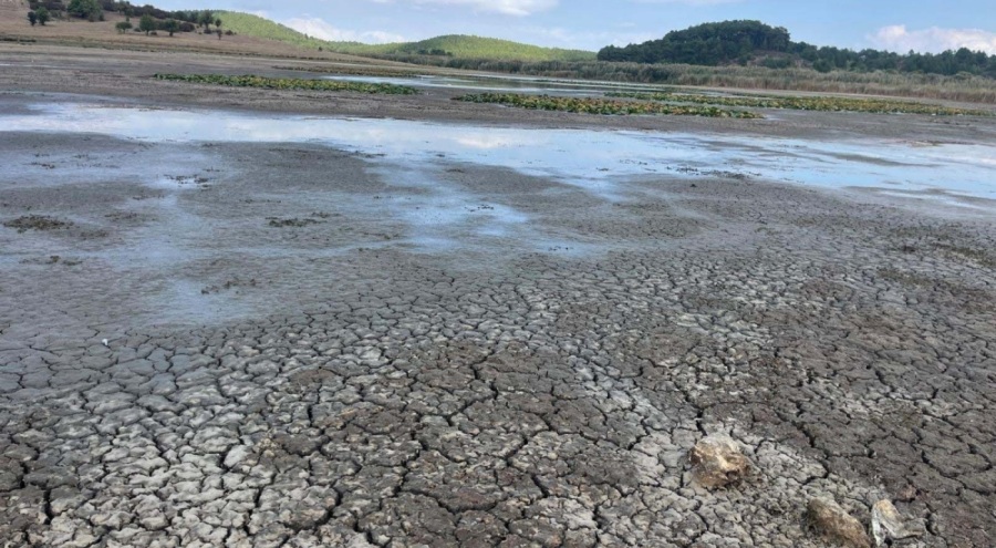 Denizli'de kuraklık Yayla Gölü'nü tehdit ediyor