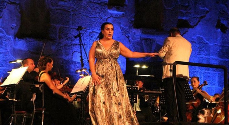 Aspendos Antik Tiyatrosu'nda Opera Gala Gecesi
