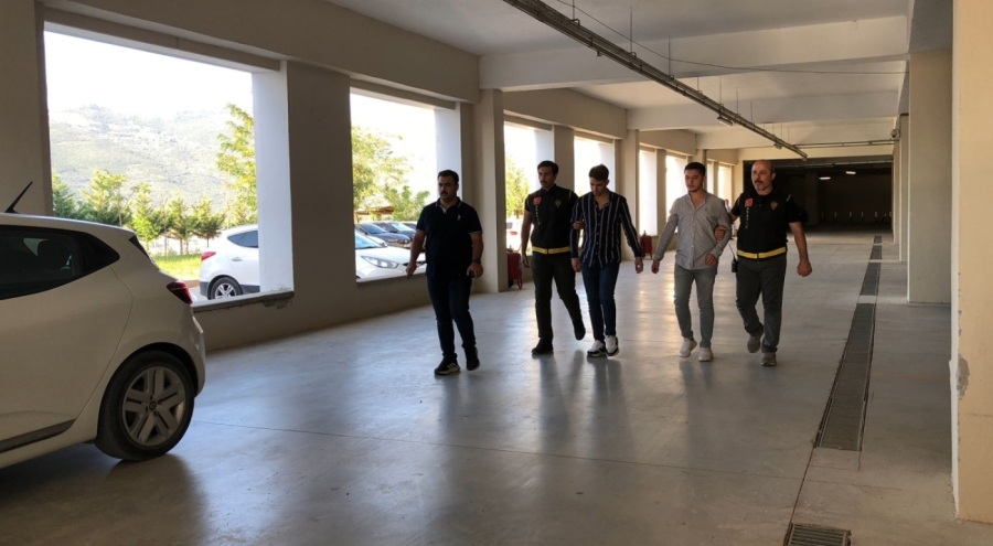Bursa'da genç adamın öldürülmesiyle ilgili 2 kişi tutuklandı!