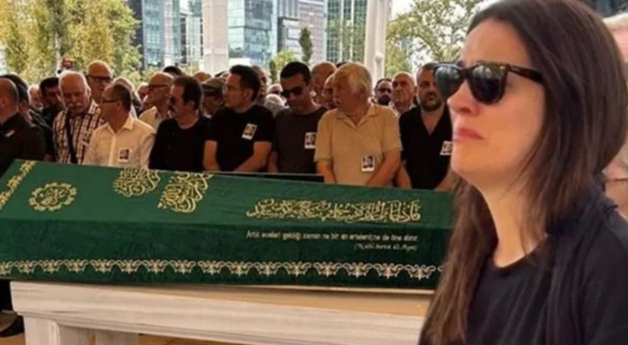 İrem Sak'tan babasına gözyaşları içinde veda!