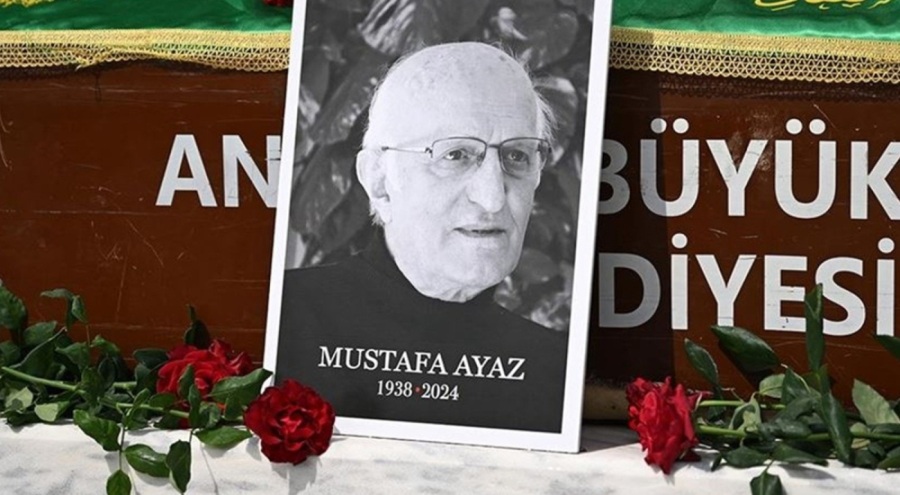 Ressam Mustafa Ayaz son yolculuğuna uğurlandı