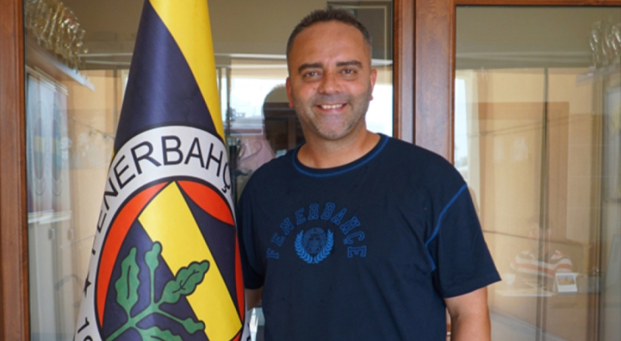 Fenerbahçe U19 Takımı teknik direktörü Semih Şentürk istifa etti