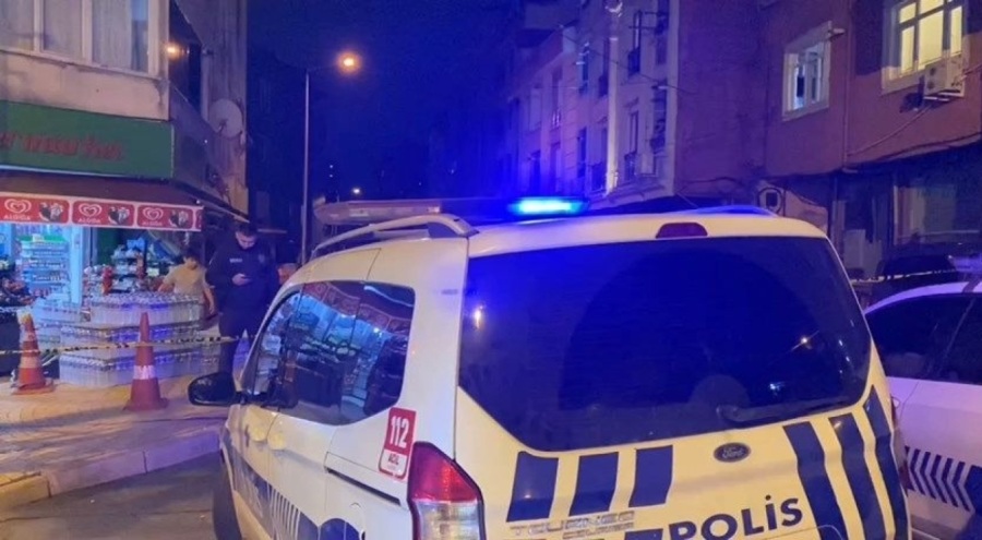 Yol verme kavgasını izlerken kurşun isabet etti