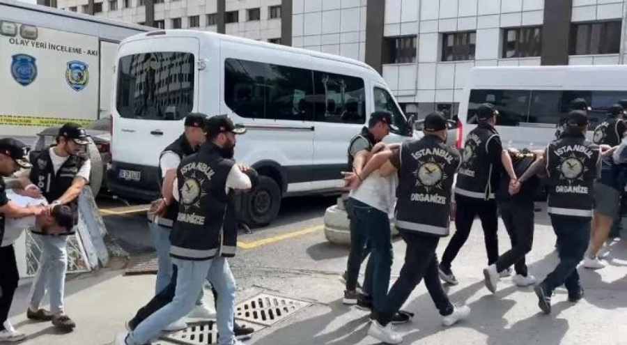 Beykoz'da patlamamış el bombaları bulundu: 8 şüpheli tutuklandı