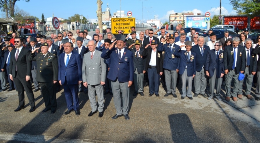 Mustafakemalpaşa'da Gaziler Günü törenle kutlandı