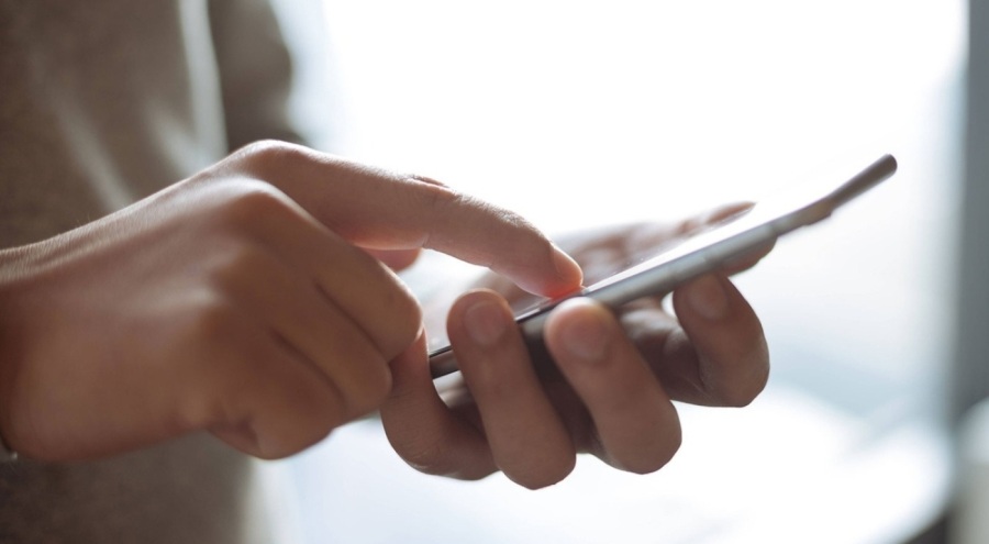 Binlerce İsraillinin telefonuna eş zamanlı mesaj!