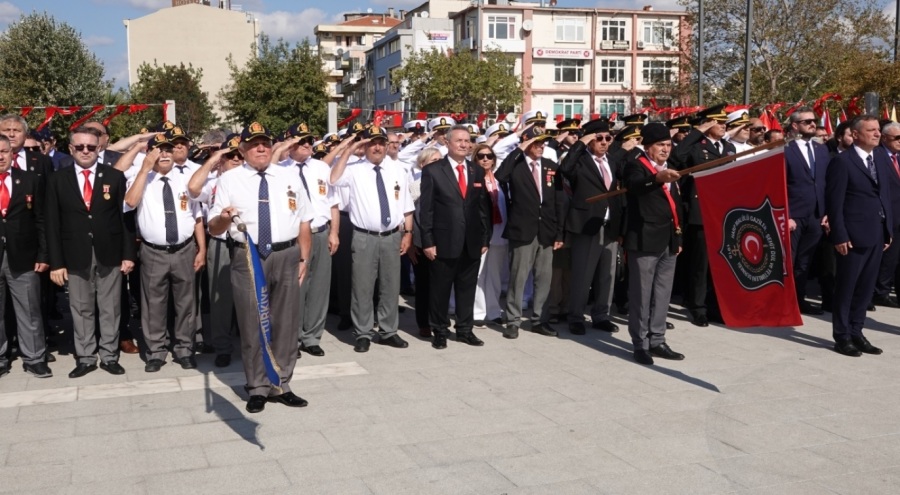 Bursa'da 19 Eylül Gaziler Günü törenle kutlandı
