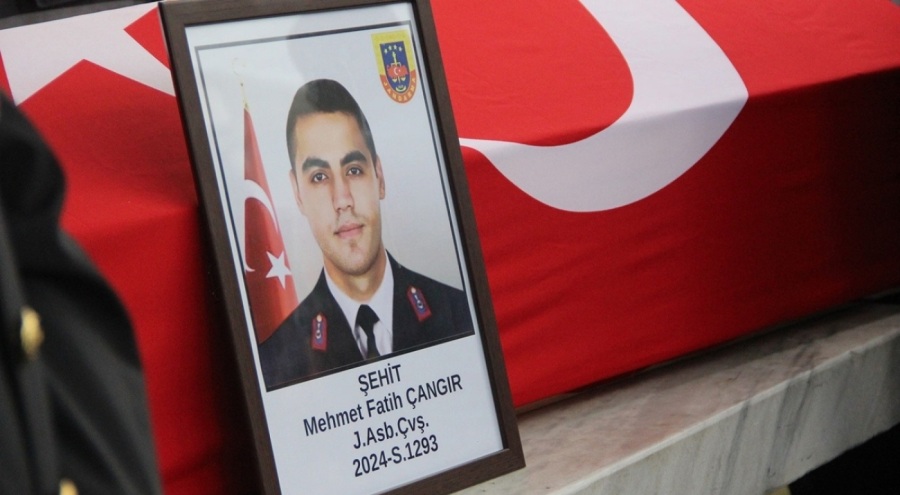 20 gün önce sözlenmişti: Sakaryalı şehit son yolculuğuna uğurlandı