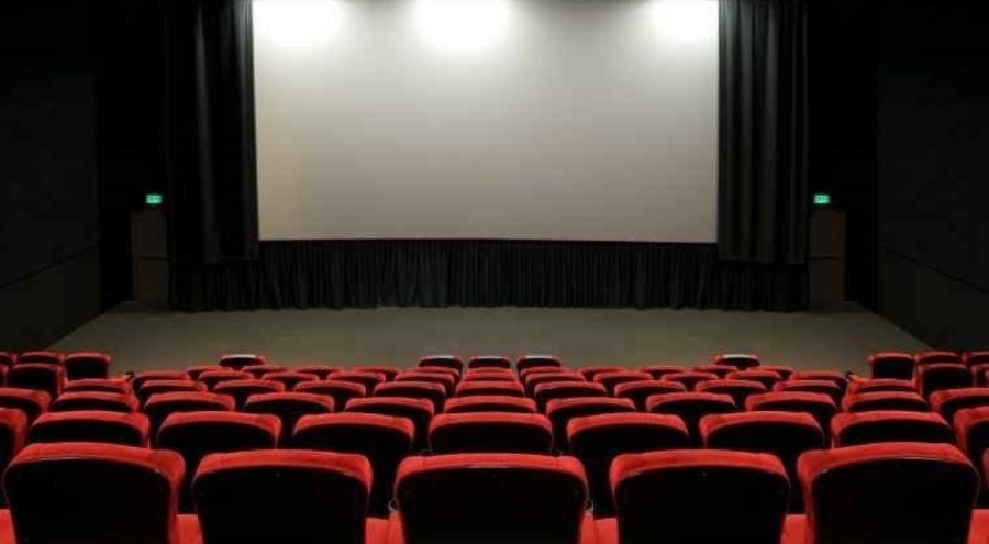 Emeklilere sinema salonlarında yüzde 30 indirim