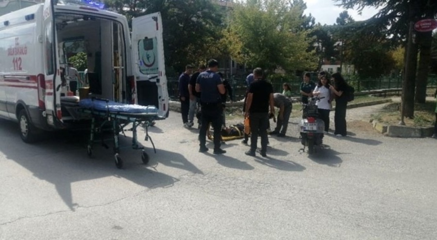 Motosikletler çarpıştı: 2 yaralı