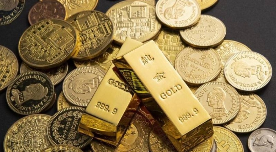 Ons altın rekor seviyesine yakın işlem görüyor