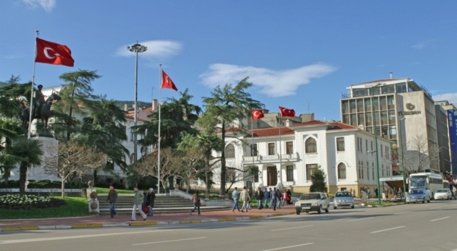 Heykel, pazar günü çocuklar için trafiğe kapatılacak!