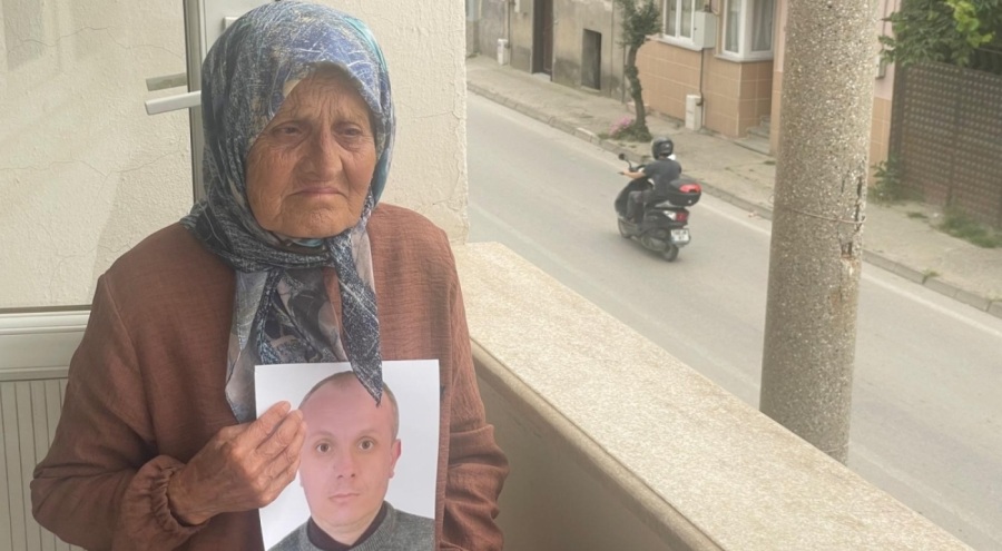 Bursa'da "yuvarlak ekmek aldı" diye oğlu terk eden Zeliha nineden haber var