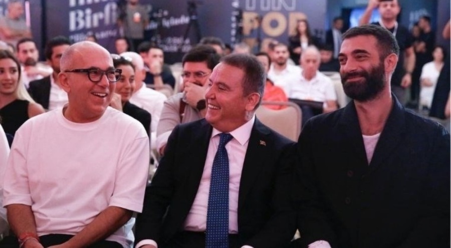 İlker Kaleli'den Altın Portakal'da "özgürlük" vurgusu